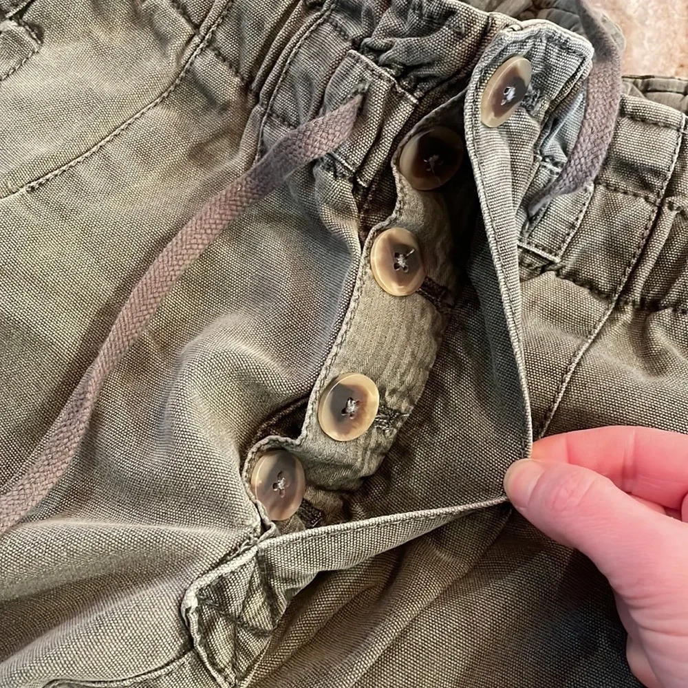 Free People Margate pleated trouser in green - Picture 8 of 10